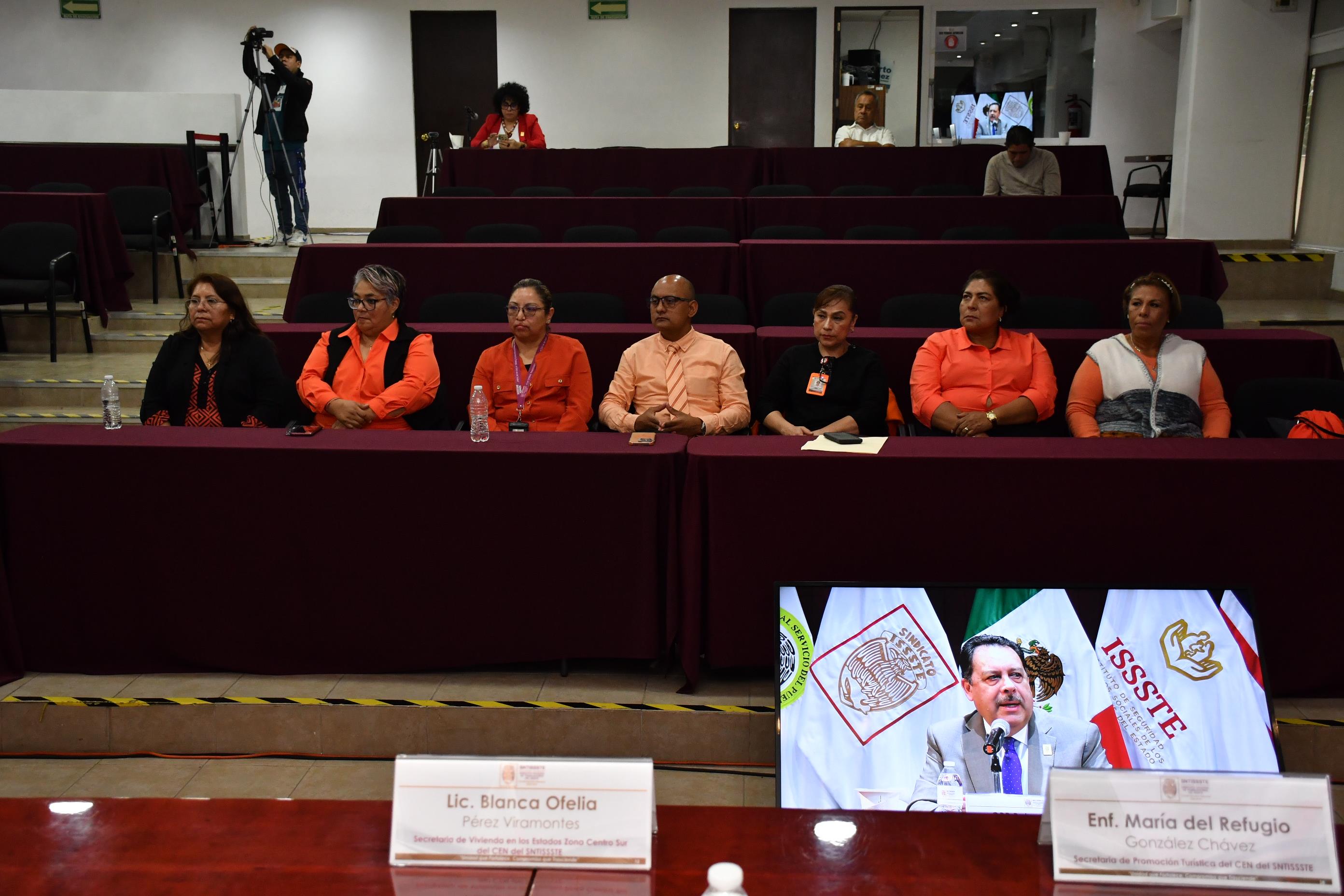  Salutación de la Sección XLI, Hospital Regional "1° de Octubre"